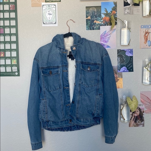 Jackets & Blazers - Fleece lined jean jacket